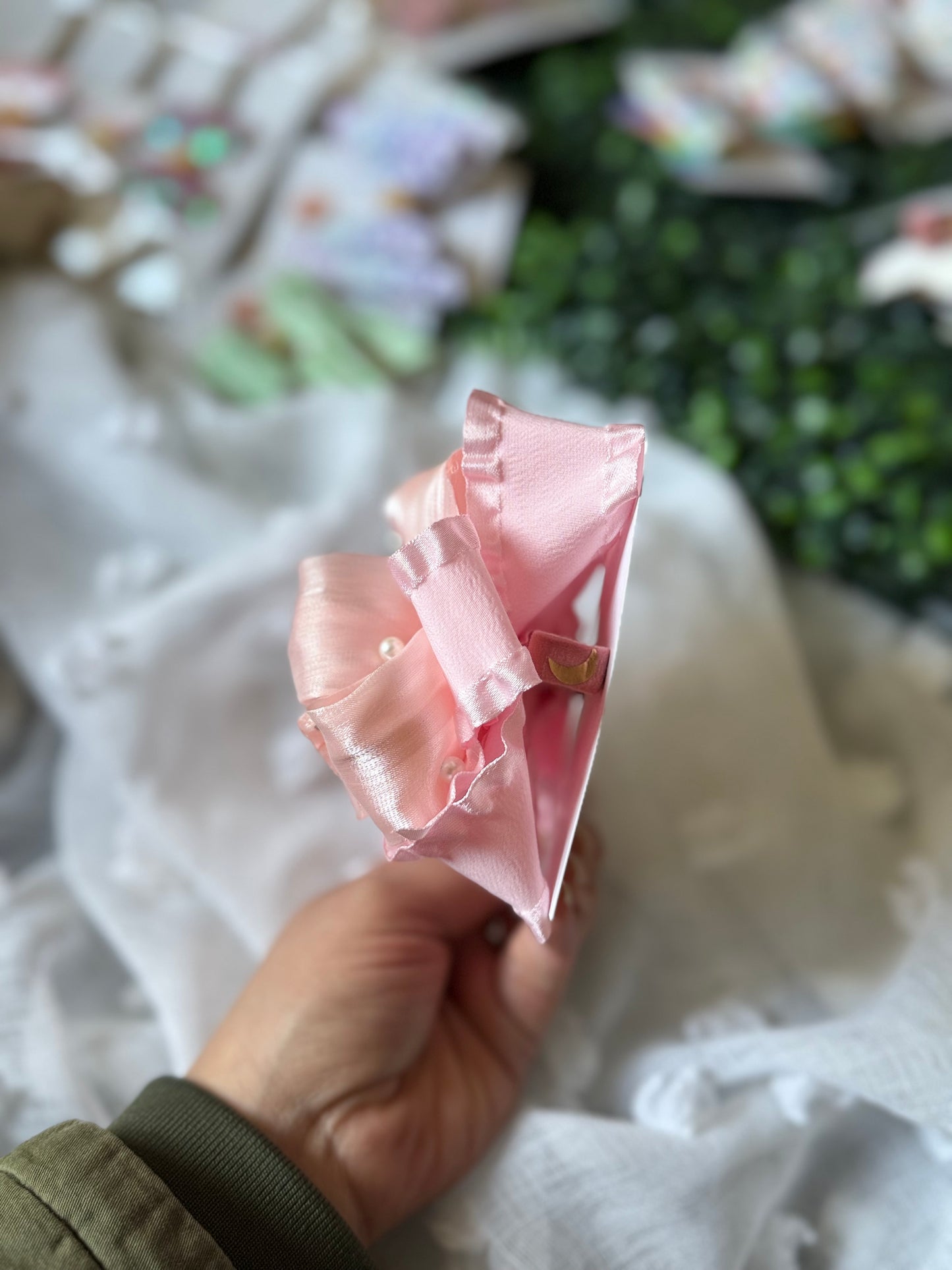 Pearl Blush Ruffle Hair Bow