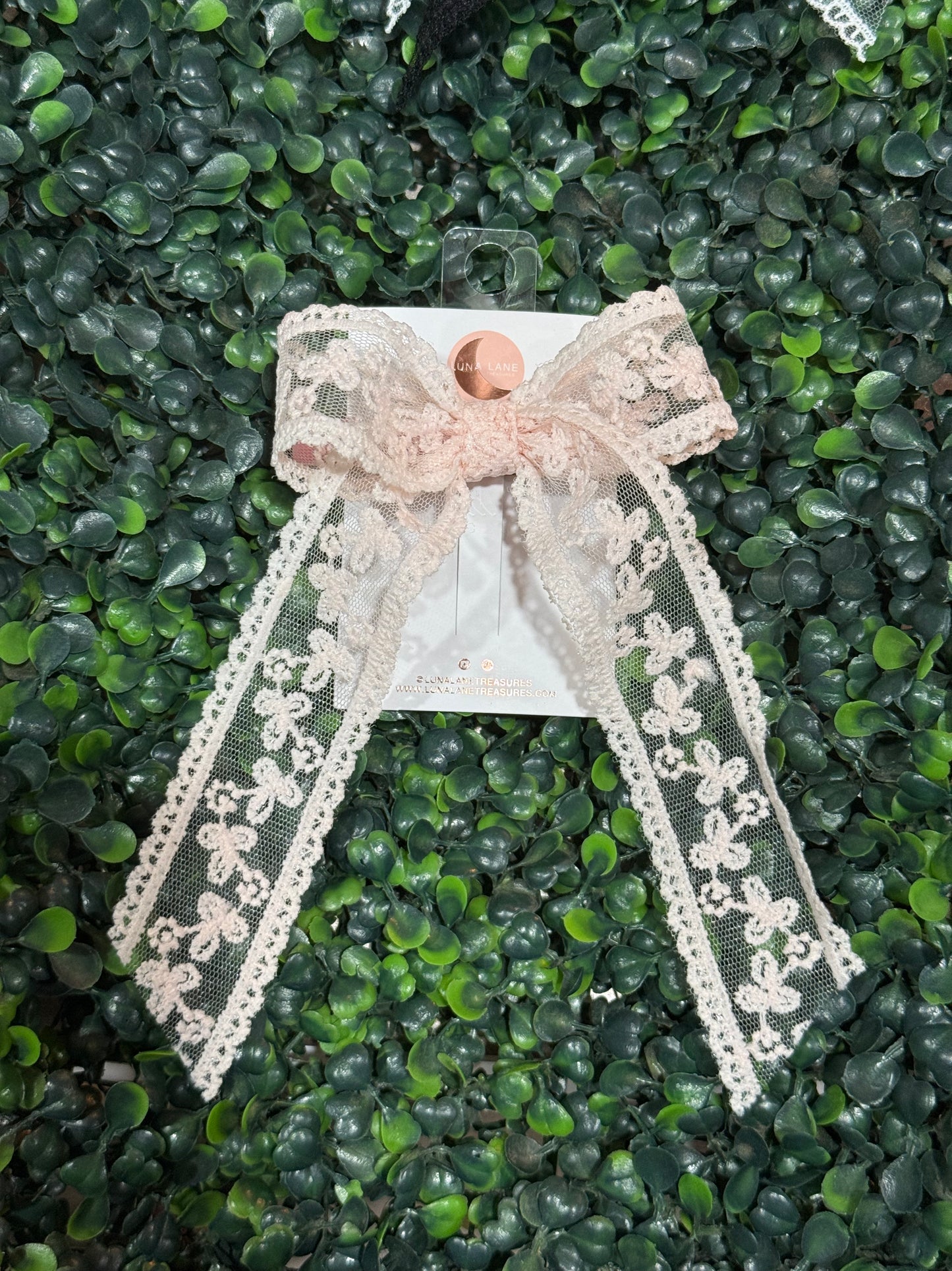 Baby Pink Lace Coquette Hair-bow