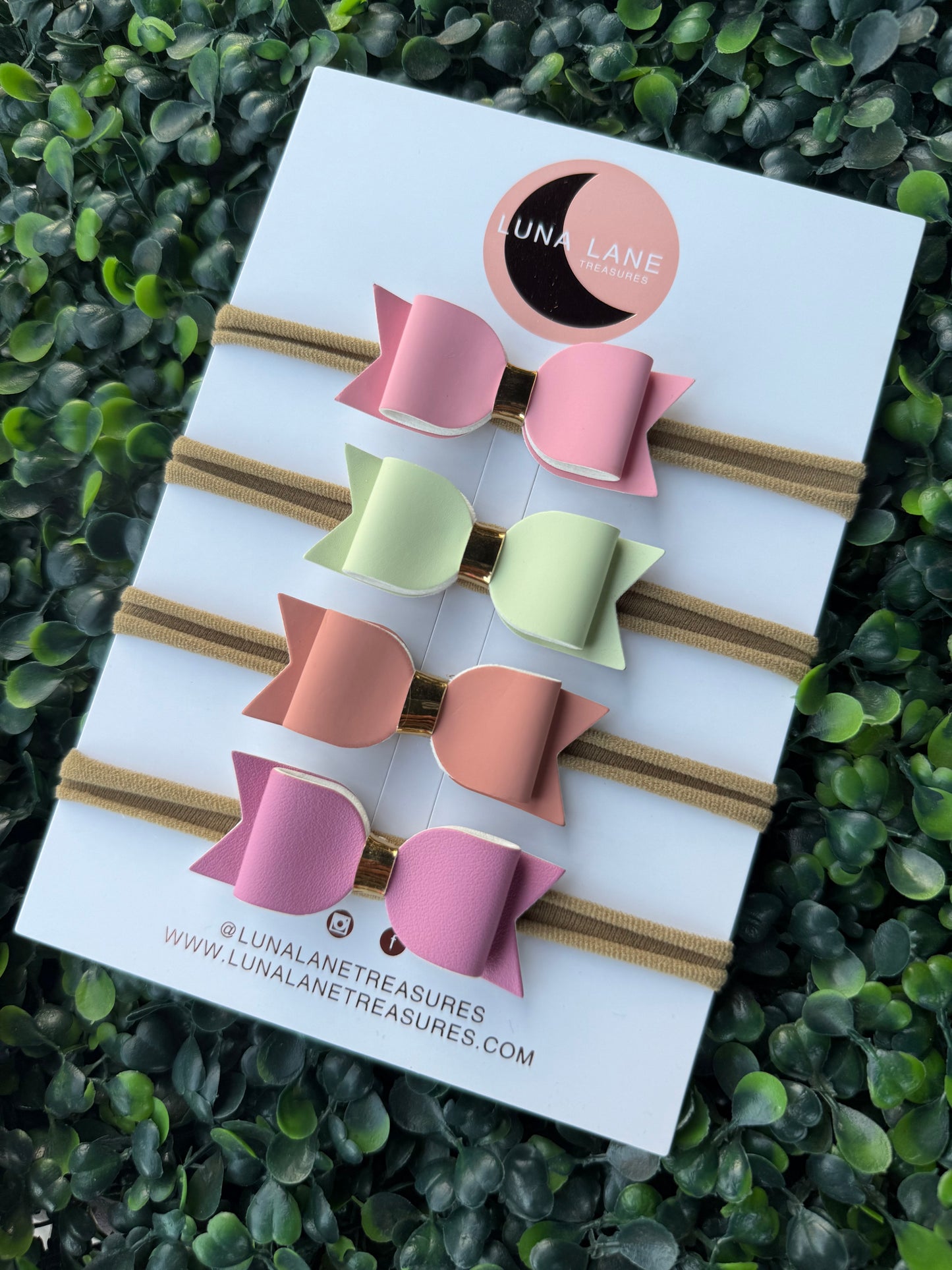 Macarrones Bow Set