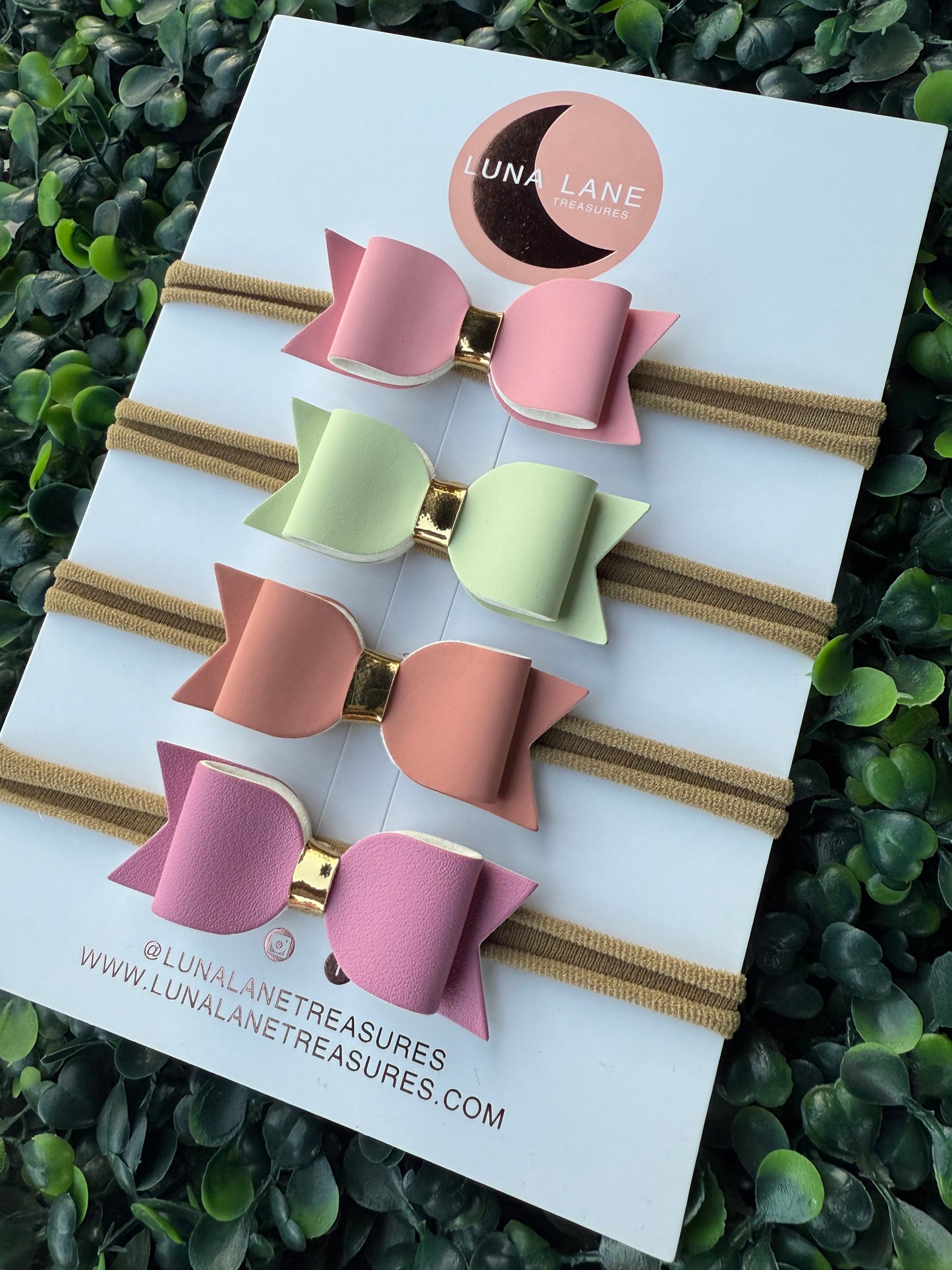 Macarrones Bow Set