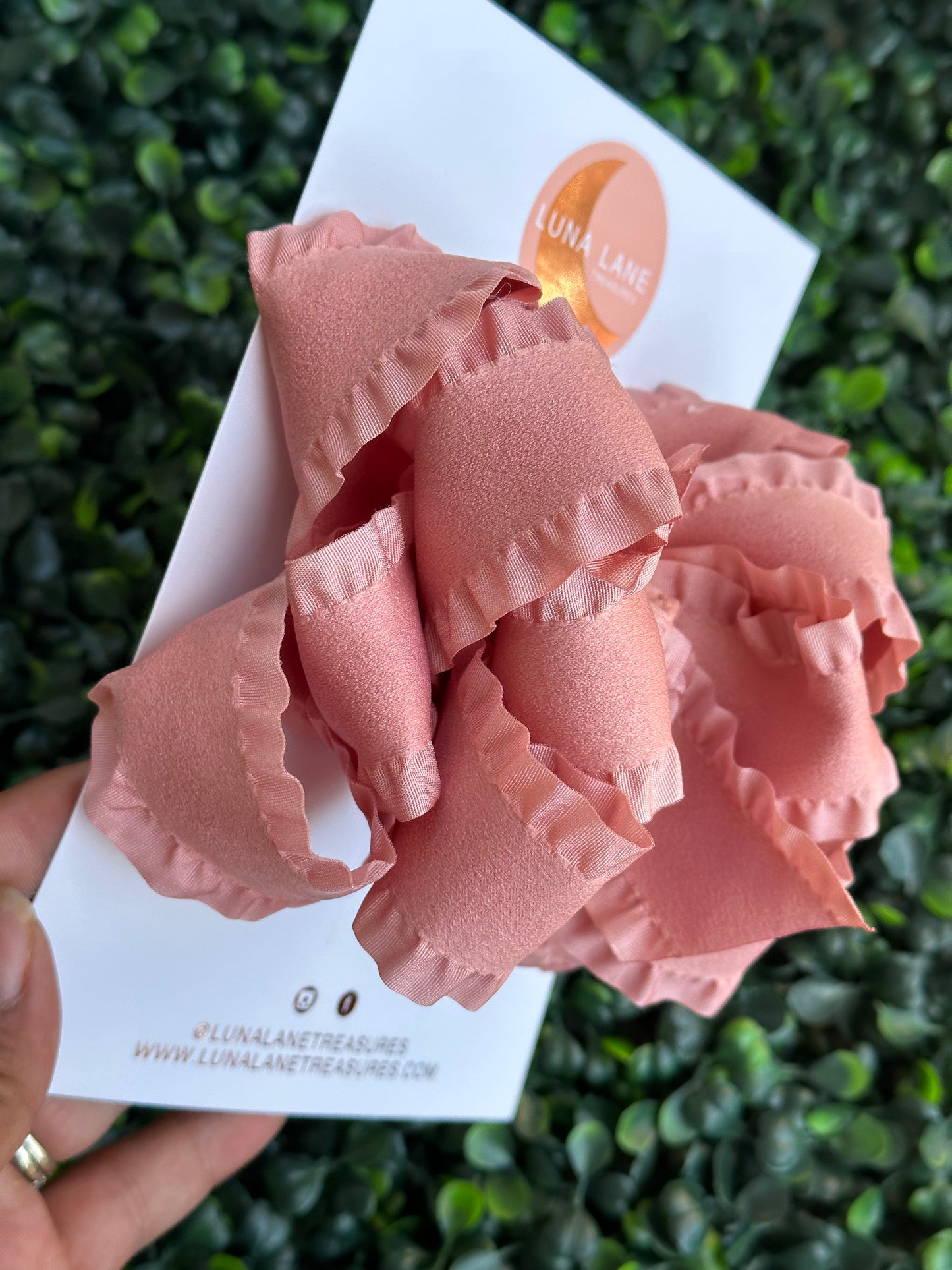 Lazo con volantes de Emma