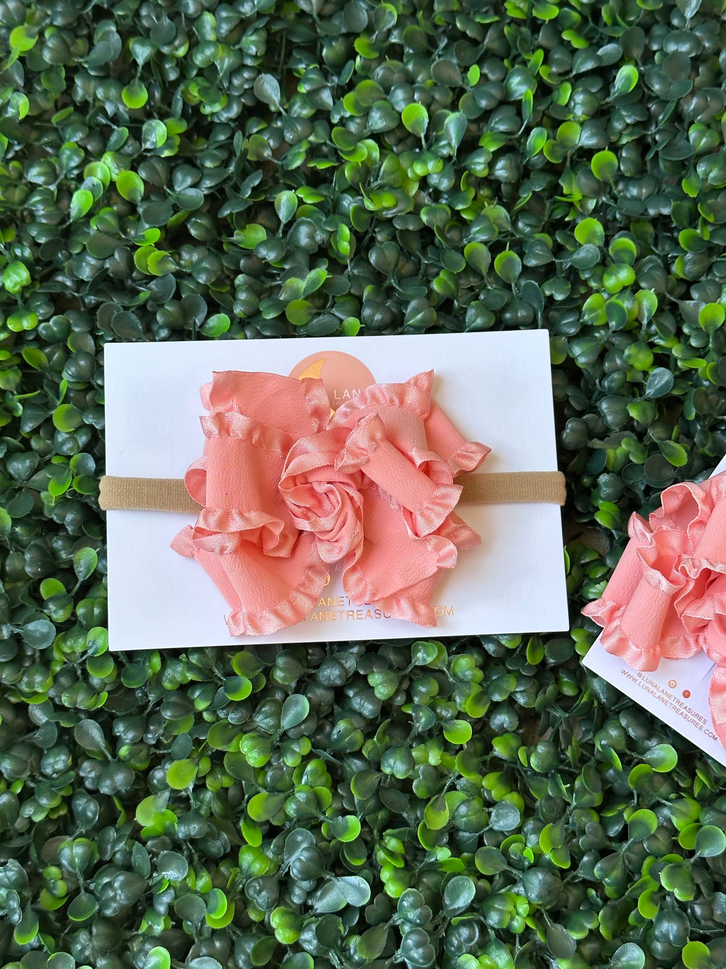 Klassische mittelgroße Rüschen in Pfirsichrosa