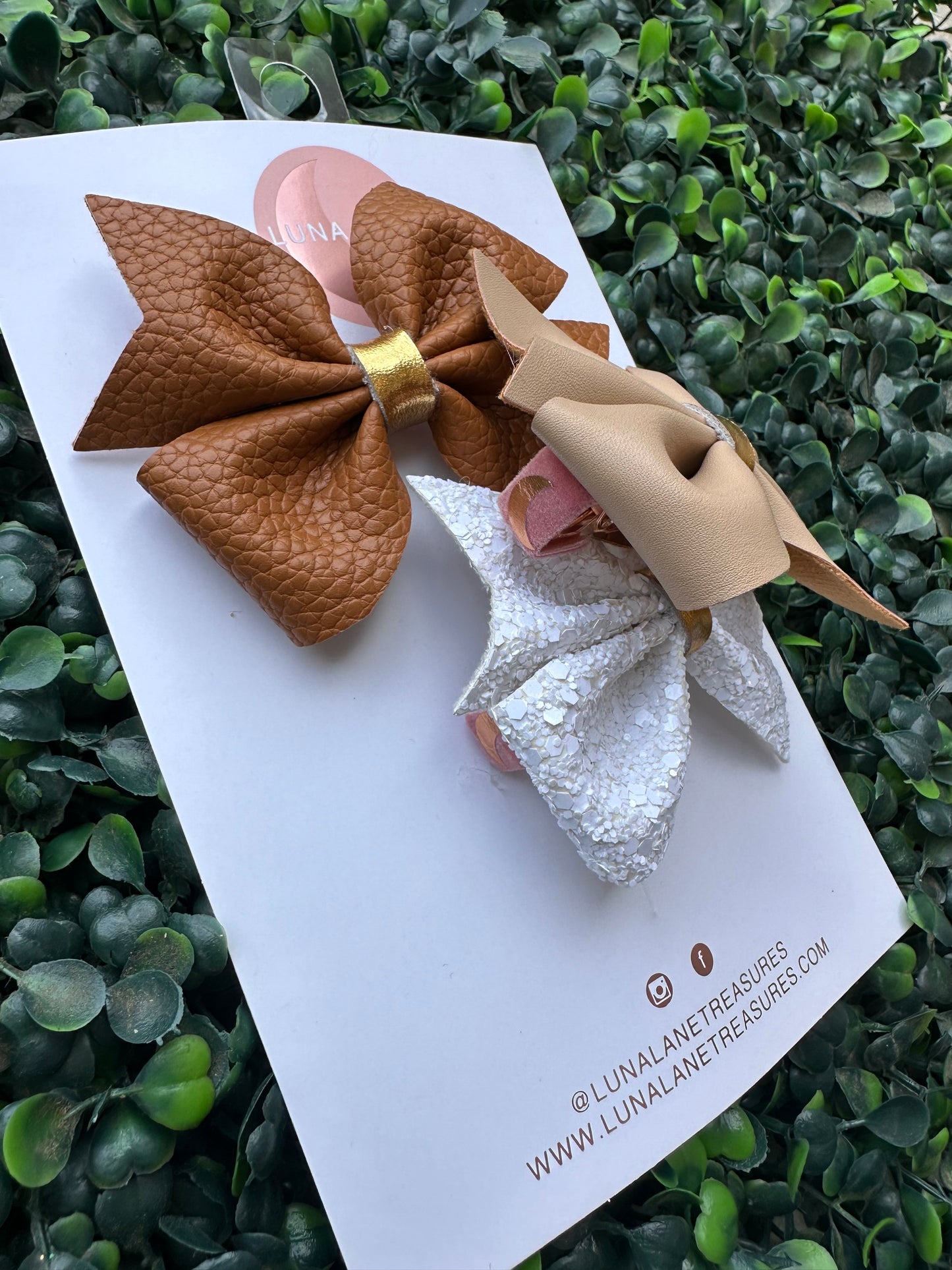 Neutral spike hair bow set