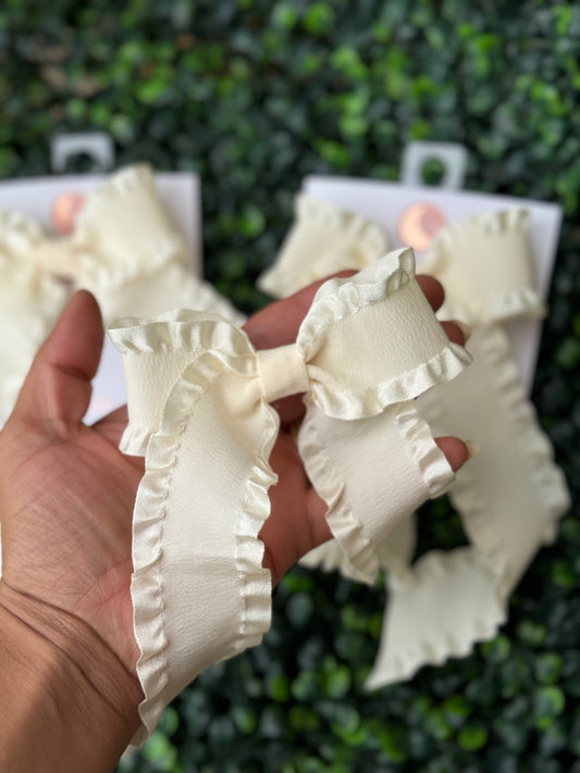 Ivory Ruffle Coquette Hair-bow