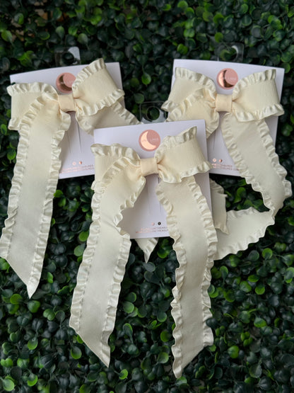 Ivory Ruffle Coquette Hair-bow