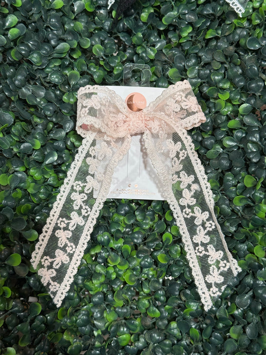Baby Pink Lace Coquette Hair-bow