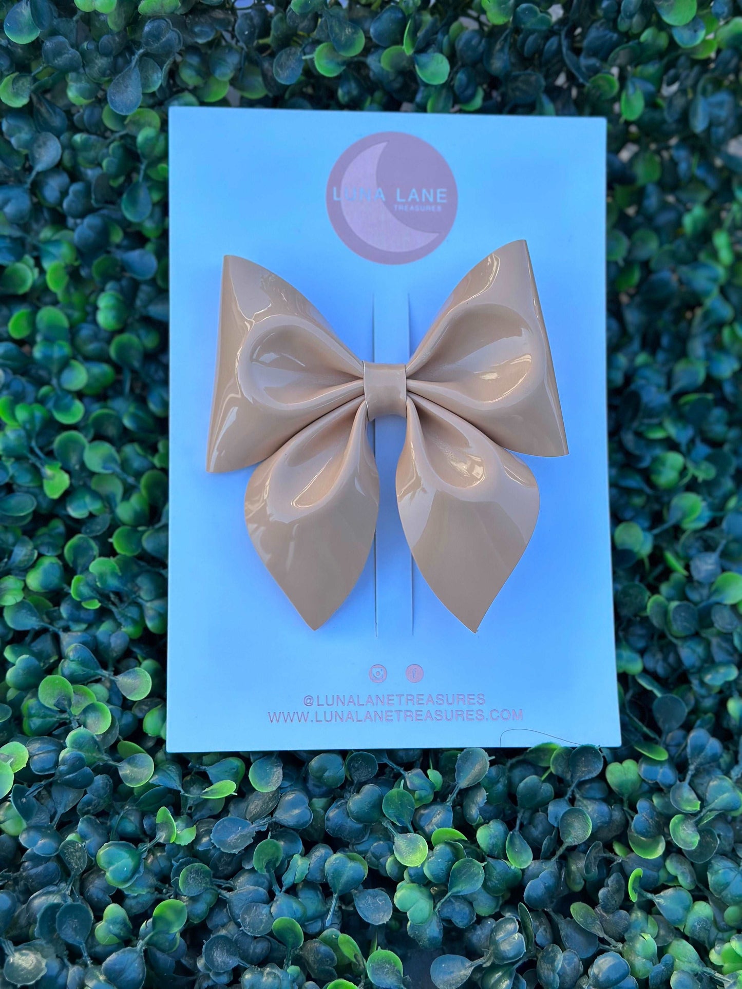 Fall Nude Sailor Bow