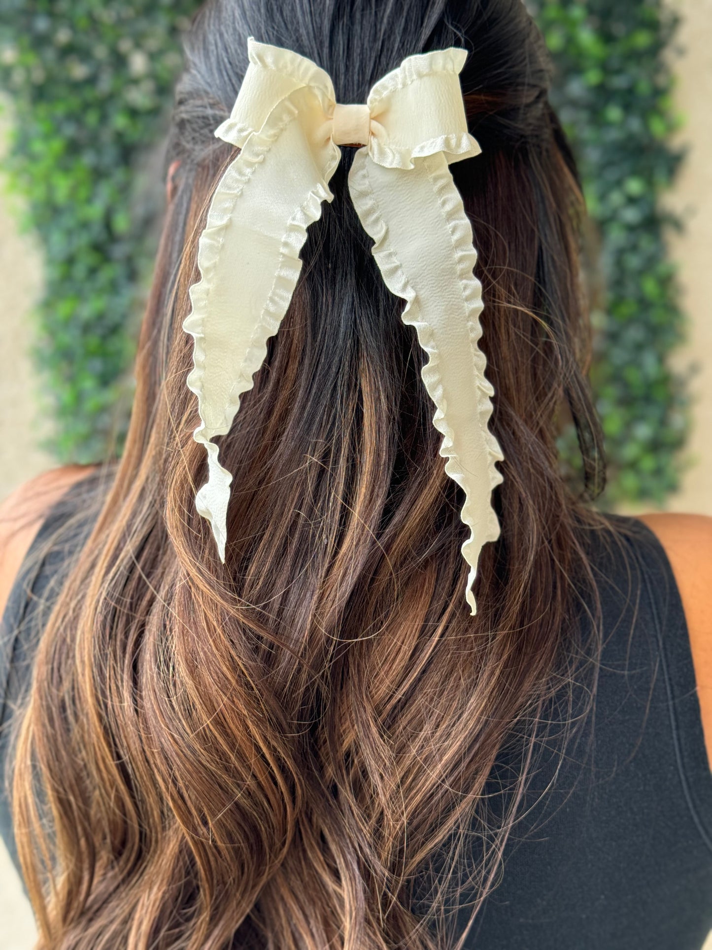 Ivory Ruffle Coquette Hair-bow