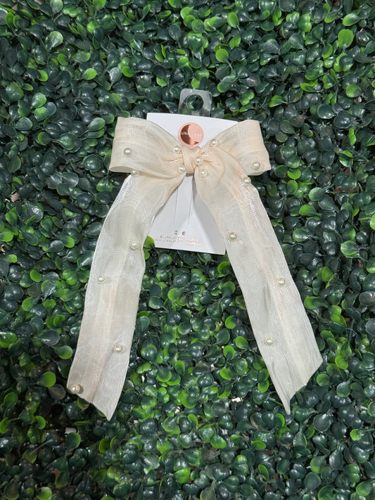 Single Pearl Ivory Coquette Hair-bow