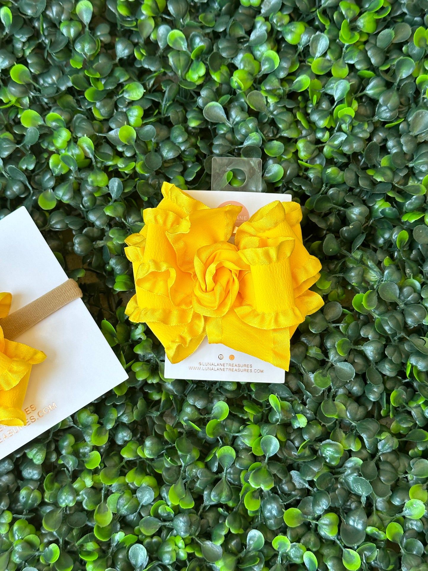 Bright Yellow classic Medium Ruffle